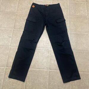 SIZE 28 EMPYRE LOOSE FIT BLACK CARGO SKATE PANTS / WORN